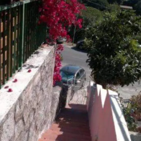 Апартаменты Affittasi Casa Isola D'elba *